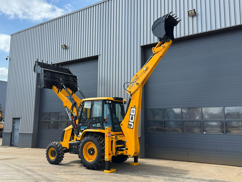 JCB JCB 3DX (3CX) Plus 4×4 – Hammerlines – Export model - Tractopelle: photos 3 JCB JCB 3DX (3CX) Plus 4×4 – Hammerlines – Export model - Tractopelle: photos 3