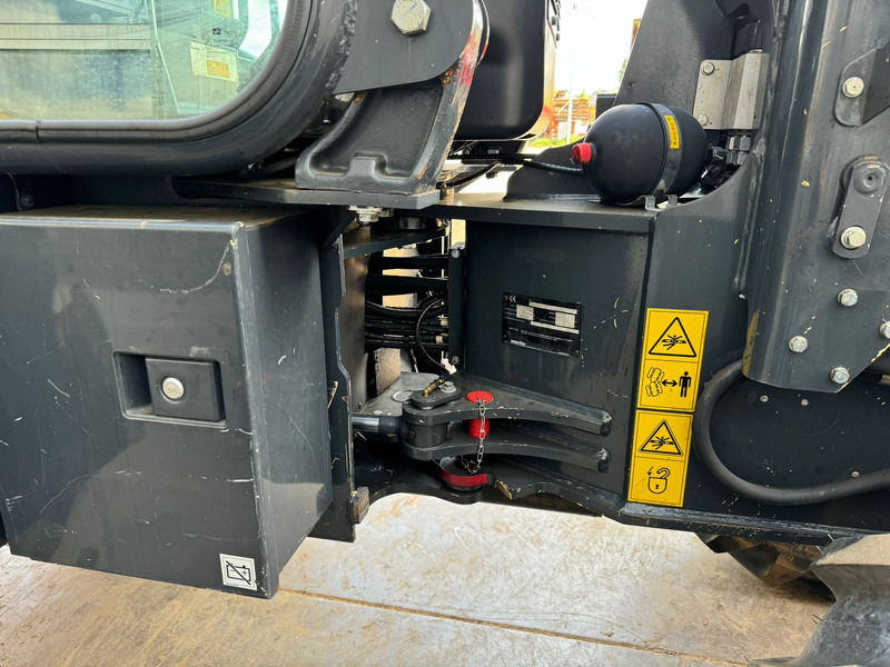 Crédit-bail Komatsu WA100M-8EO - New Tires Komatsu WA100M-8EO - New Tires: photos 17