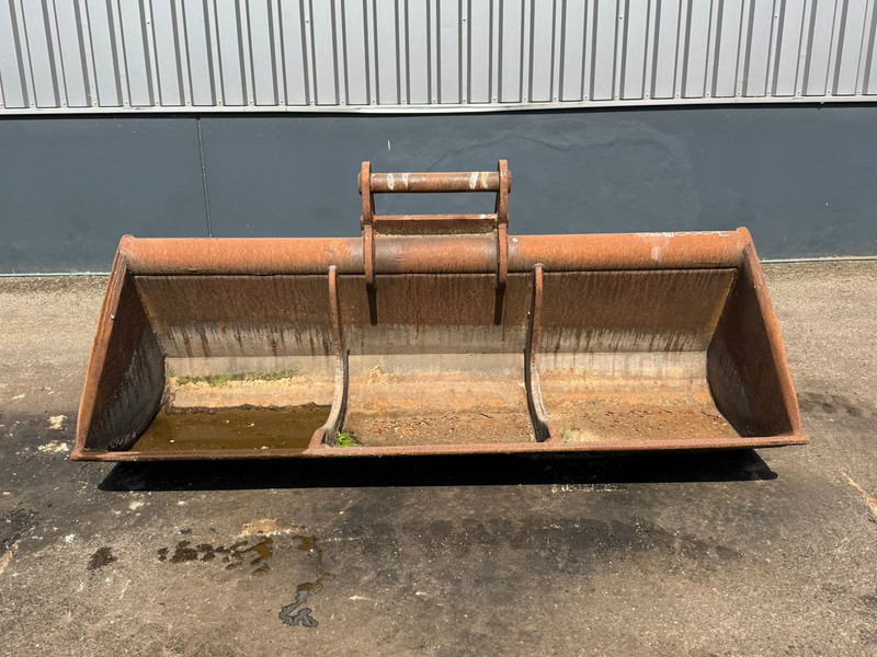 Lehnhoff Cleaning bucket ng4-2500 Lehnhoff MS25 - Godet: photos 2 Lehnhoff Cleaning bucket ng4-2500 Lehnhoff MS25 - Godet: photos 2