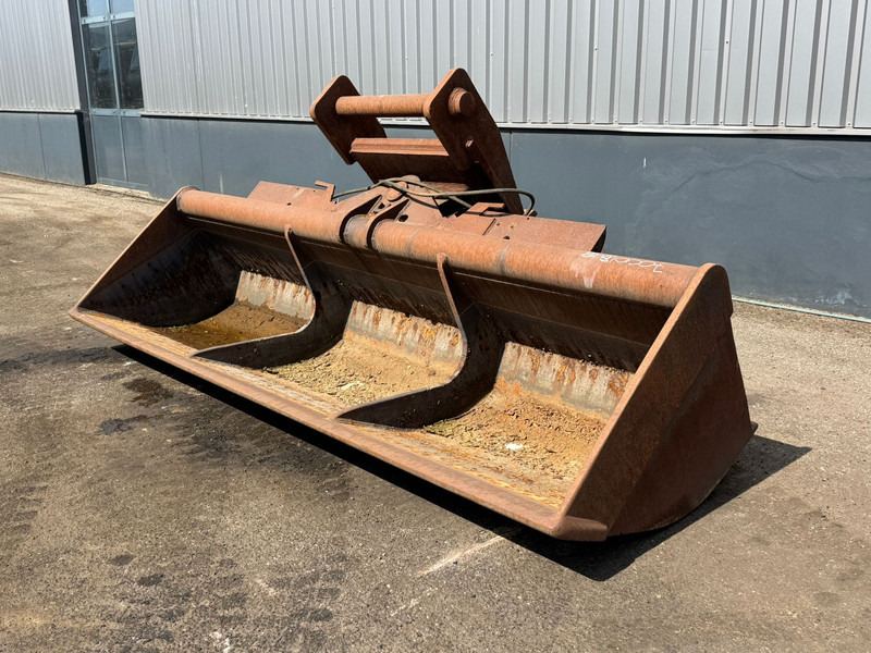 Lehnhoff Tilting Bucket ngt-3500 Lehnhoff HS40 - Godet: photos 3 Lehnhoff Tilting Bucket ngt-3500 Lehnhoff HS40 - Godet: photos 3