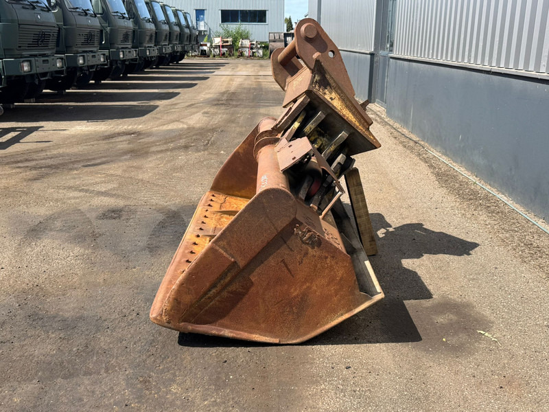Lehnhoff Tilting Bucket ngt4-2400 Lehnhoff MS25 - Godet: photos 3 Lehnhoff Tilting Bucket ngt4-2400 Lehnhoff MS25 - Godet: photos 3