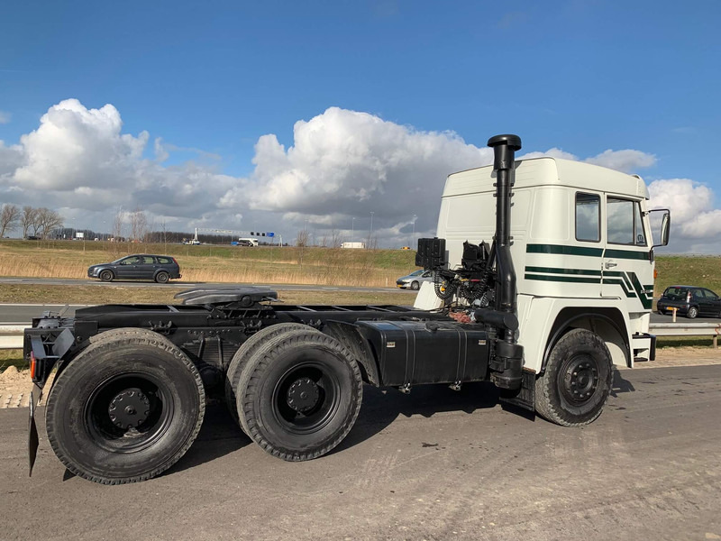 MAN 26.281 6x4 Tractor Head - Tracteur routier: photos 5 MAN 26.281 6x4 Tractor Head - Tracteur routier: photos 5