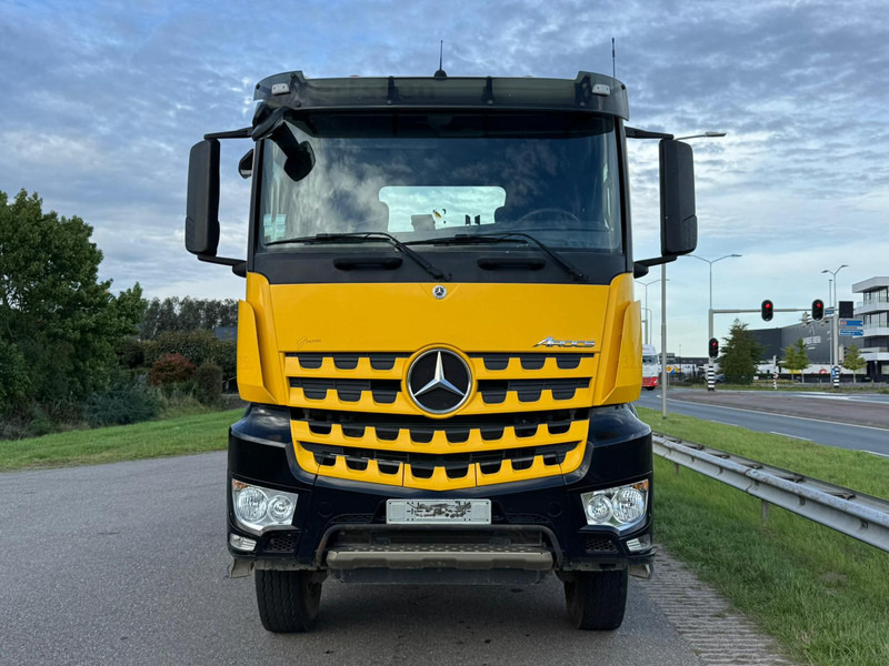 MERCEDESBENZ AROCS 3345 - Tracteur routier: photos 4 MERCEDESBENZ AROCS 3345 - Tracteur routier: photos 4