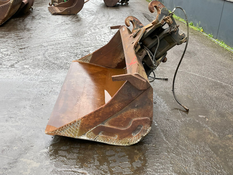Verachtert tilting bucket CW-40 bucket witdh: 2400mm - Godet: photos 2 Verachtert tilting bucket CW-40 bucket witdh: 2400mm - Godet: photos 2