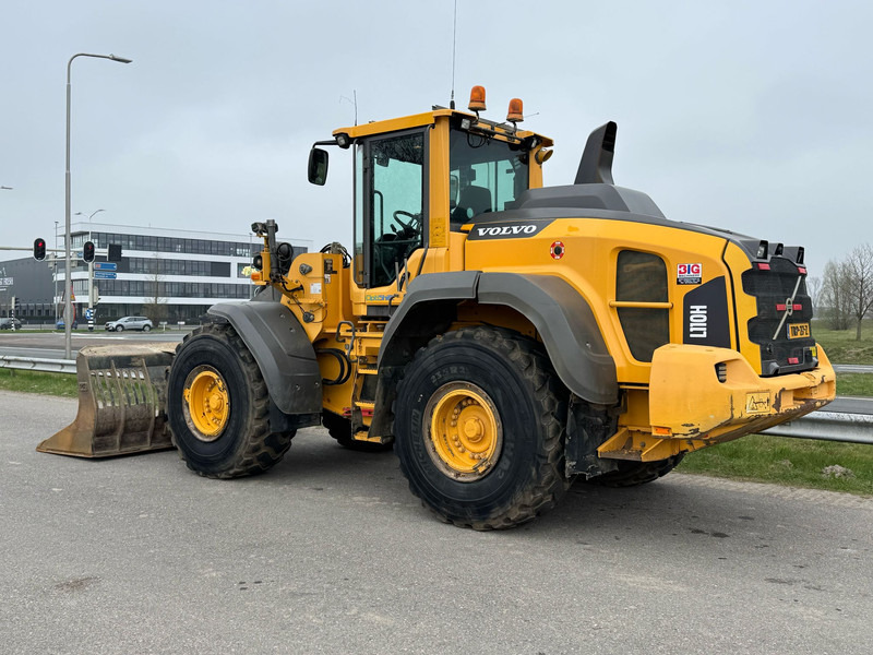 Volvo L110H - Chargeuse sur pneus: photos 3 Volvo L110H - Chargeuse sur pneus: photos 3