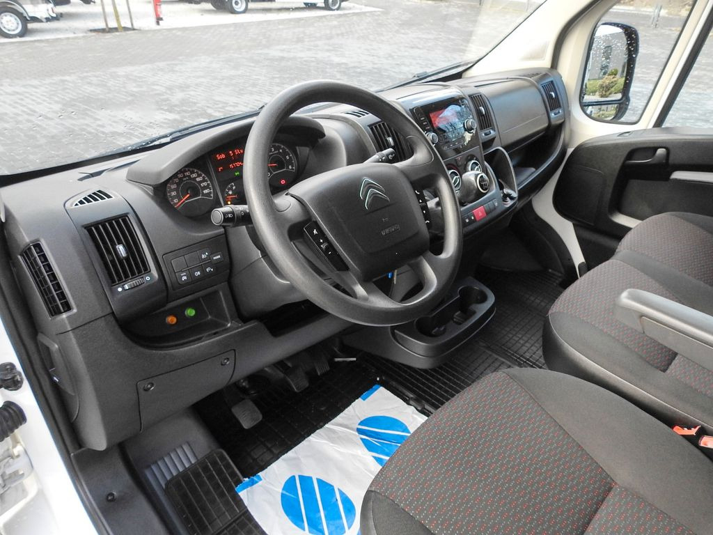 Citroën JUMPER KASTENWAGEN DOPPELKABINE 6 SITZE - Fourgon utilitaire, Utilitaire double cabine: photos 2 Citroën JUMPER KASTENWAGEN DOPPELKABINE 6 SITZE - Fourgon utilitaire, Utilitaire double cabine: photos 2