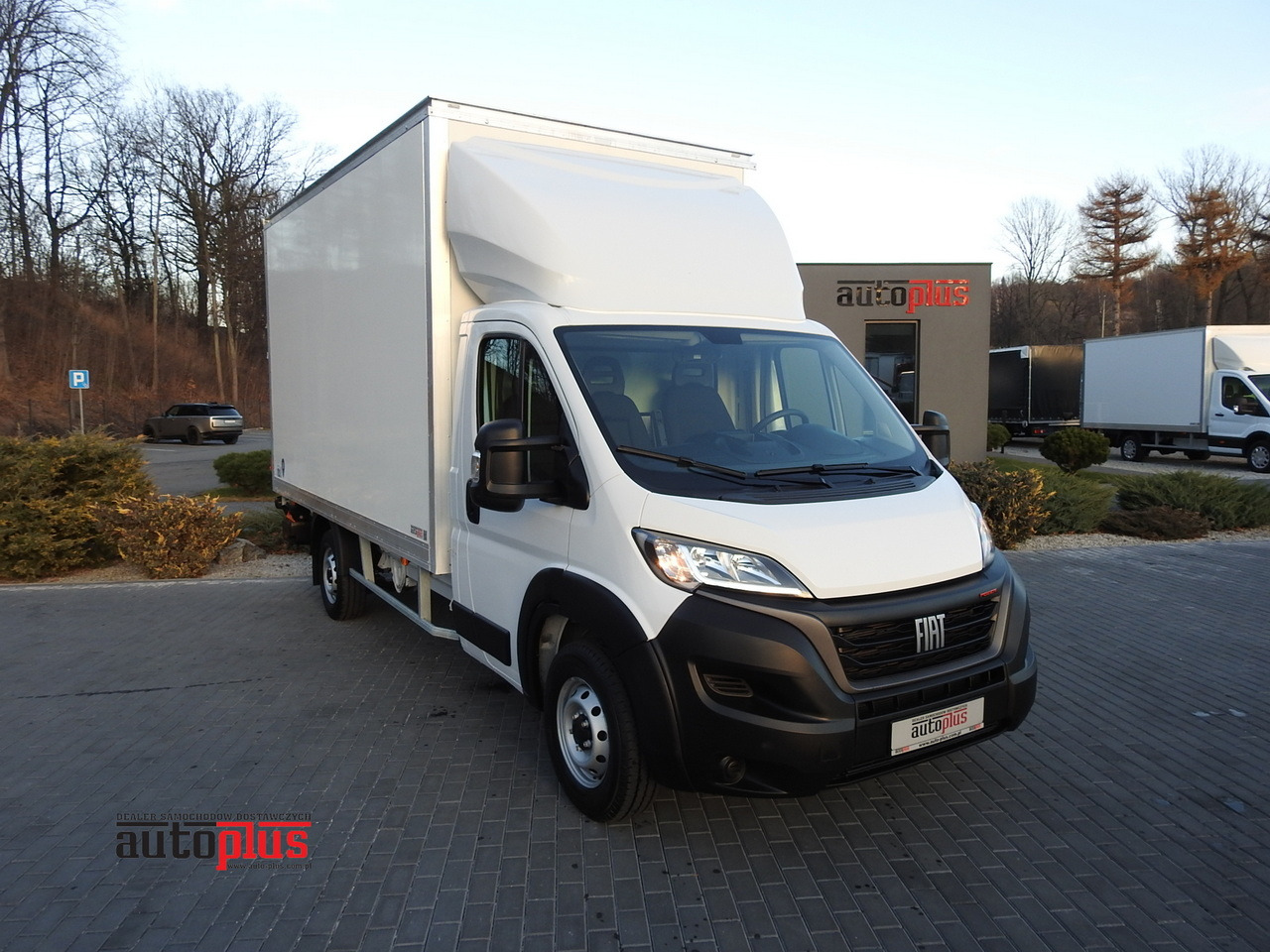 FIAT DUCATO  BOX LIFT 8 PALLETS CRUISE CONTROL AIR CONDITIONING  180HP - Véhicule utilitaire frigorifique: photos 1 FIAT DUCATO  BOX LIFT 8 PALLETS CRUISE CONTROL AIR CONDITIONING  180HP - Véhicule utilitaire frigorifique: photos 1