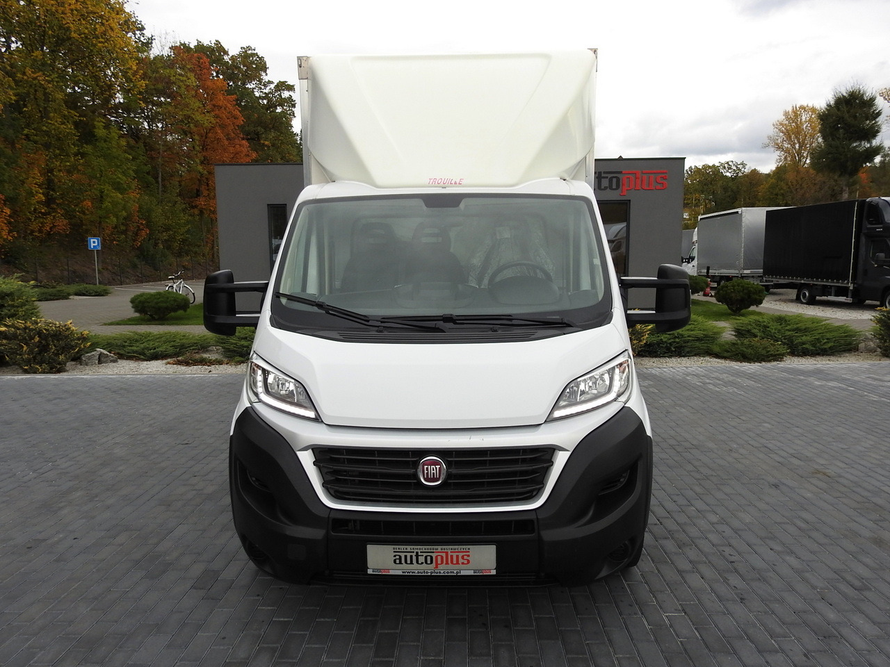 FIAT DUCATO BOX LIFT 8 PALLETS CRUISE CONTROL NAVIGATION AIR CONDITIONING LED LIGHTS 130HP - Fourgon: photos 5 FIAT DUCATO BOX LIFT 8 PALLETS CRUISE CONTROL NAVIGATION AIR CONDITIONING LED LIGHTS 130HP - Fourgon: photos 5