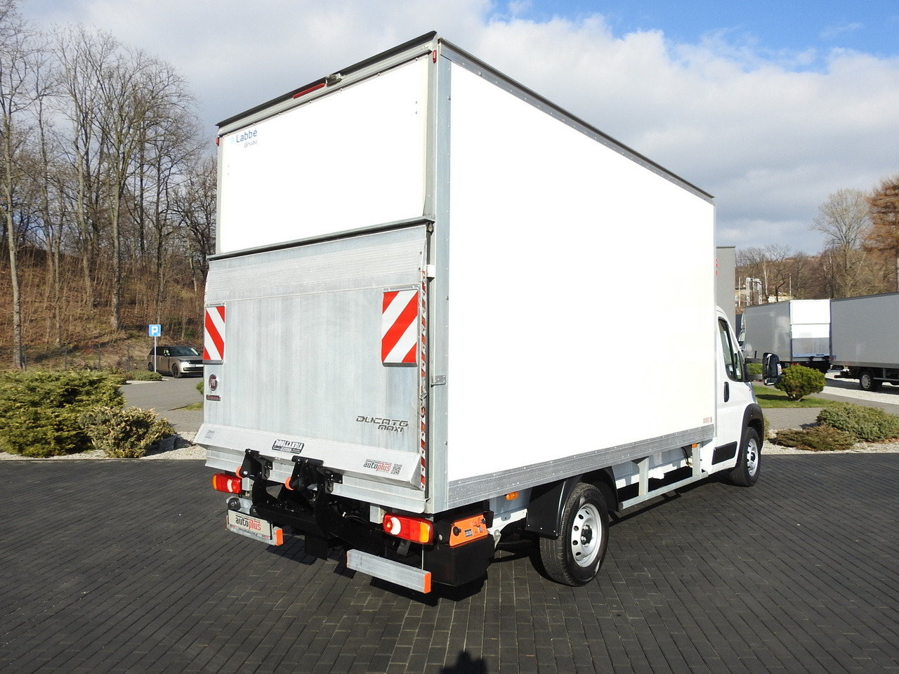 FIAT DUCATO  BOX LIFT 8 PALLETS CRUISE CONTROL NAVIGATION LED LIGHTS AIR CONDITIONING  130HP - Véhicule utilitaire frigorifique: photos 3 FIAT DUCATO  BOX LIFT 8 PALLETS CRUISE CONTROL NAVIGATION LED LIGHTS AIR CONDITIONING  130HP - Véhicule utilitaire frigorifique: photos 3