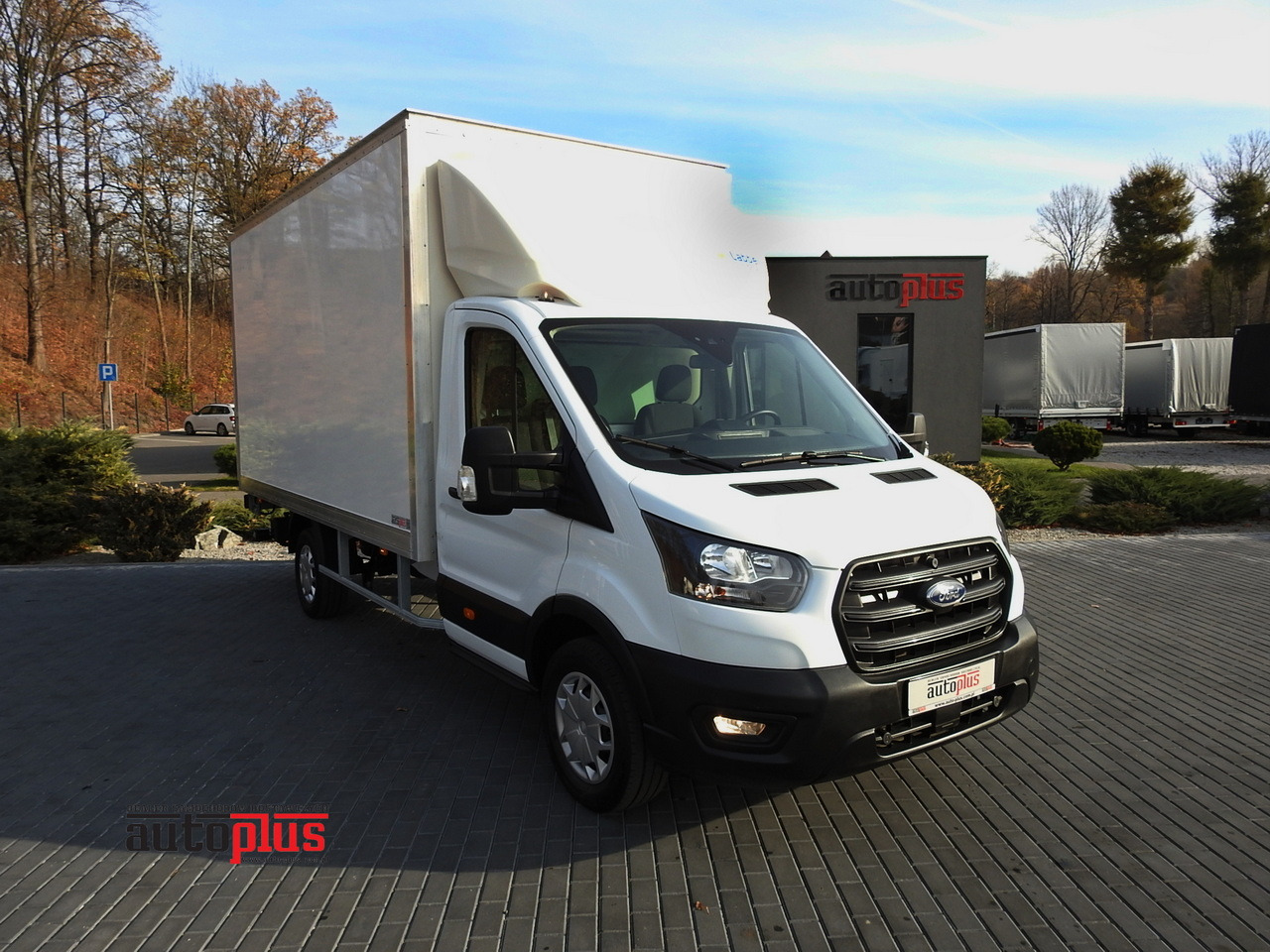 FORD TRANSIT BOX LIFT 8 PALLETS CRUISE CONTROL AIR CONDITIONING 130HP - Fourgon: photos 1 FORD TRANSIT BOX LIFT 8 PALLETS CRUISE CONTROL AIR CONDITIONING 130HP - Fourgon: photos 1