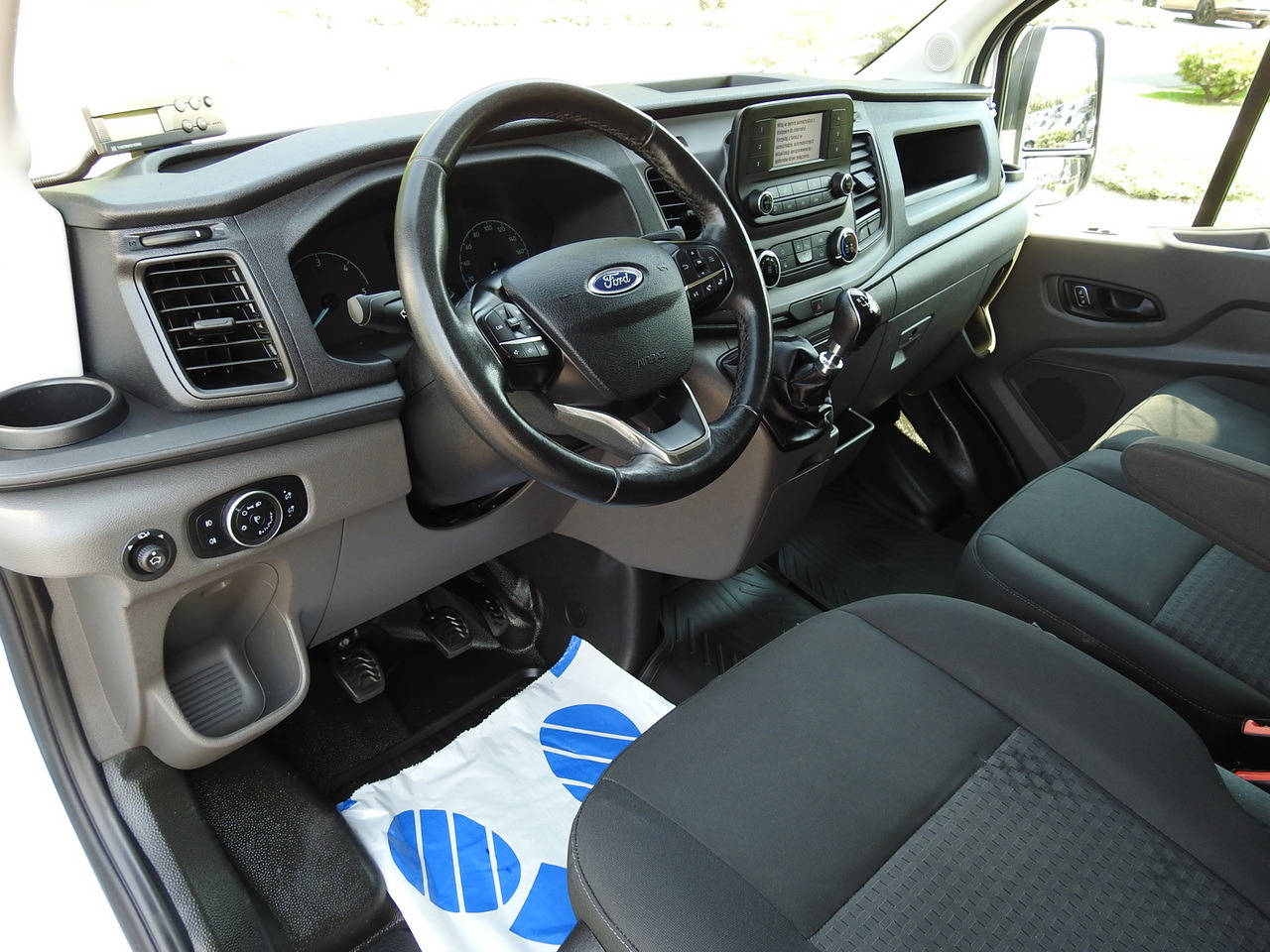 FORD TRANSIT REFRIGERATOR VAN 0*C HEATING FUNCTION CRUISE CONTROL AIR CONDITIONING LED LIGHTS 130HP - Véhicule utilitaire frigorifique: photos 2 FORD TRANSIT REFRIGERATOR VAN 0*C HEATING FUNCTION CRUISE CONTROL AIR CONDITIONING LED LIGHTS 130HP - Véhicule utilitaire frigorifique: photos 2