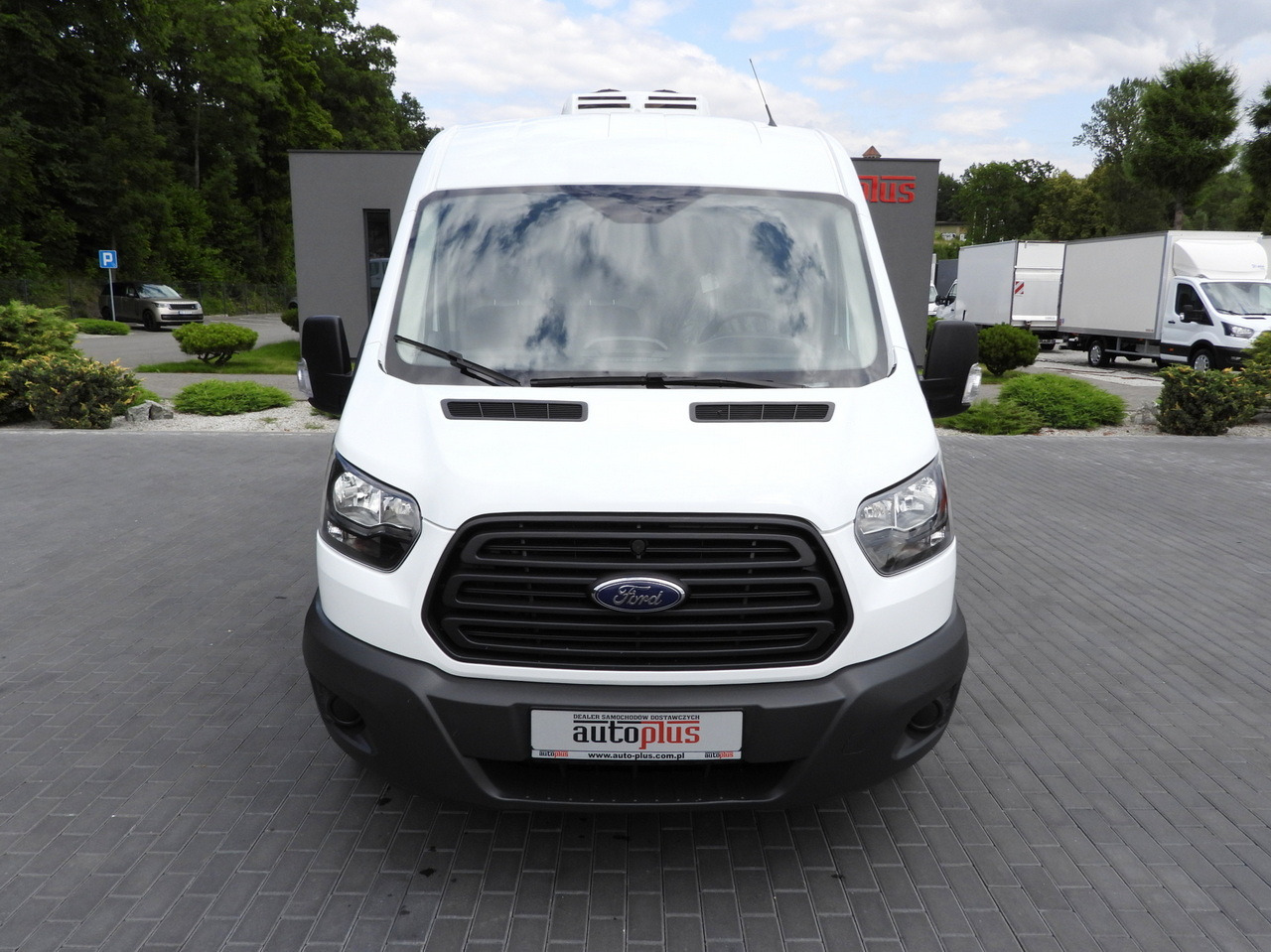 FORD TRANSIT REFRIGERATOR VAN 5*C AIR CONDITIONING 105HP - Véhicule utilitaire frigorifique: photos 5 FORD TRANSIT REFRIGERATOR VAN 5*C AIR CONDITIONING 105HP - Véhicule utilitaire frigorifique: photos 5