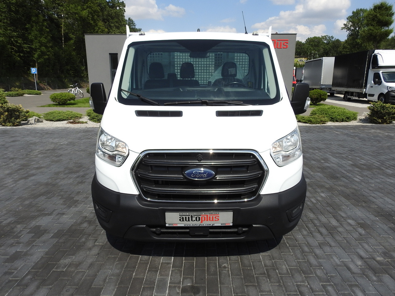 FORD TRANSIT TIPPER CRUISE CONTROL AIR CONDITIONING TWIN WHEELS 170HP - Véhicule utilitaire benne: photos 5 FORD TRANSIT TIPPER CRUISE CONTROL AIR CONDITIONING TWIN WHEELS 170HP - Véhicule utilitaire benne: photos 5