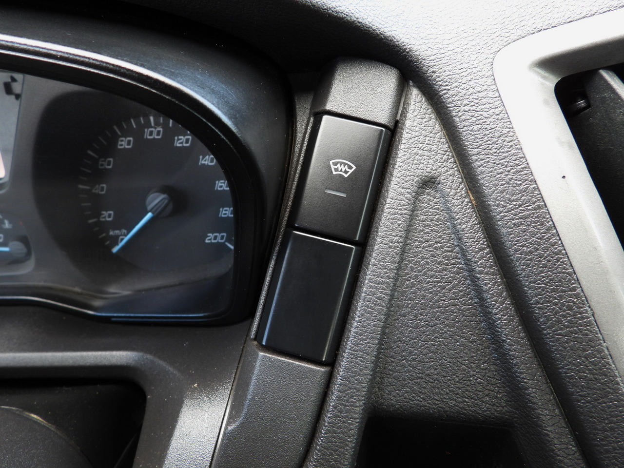 Véhicule utilitaire benne FORD TRANSIT TIPPER CRUISE CONTROL LED LIGHTS TWIN WHEELS AIR CONDITIONING 170HP: photos 35 Véhicule utilitaire benne FORD TRANSIT TIPPER CRUISE CONTROL LED LIGHTS TWIN WHEELS AIR CONDITIONING 170HP: photos 35