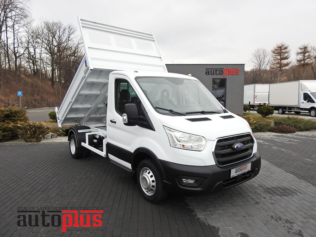FORD TRANSIT TIPPER LED LIGHTS TWIN WHEELS AIR CONDITIONING 130HP - Véhicule utilitaire benne: photos 1 FORD TRANSIT TIPPER LED LIGHTS TWIN WHEELS AIR CONDITIONING 130HP - Véhicule utilitaire benne: photos 1
