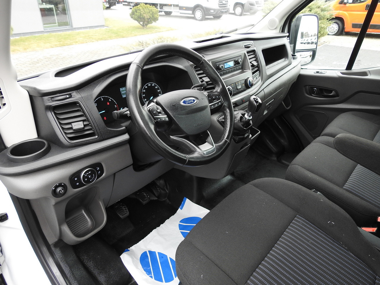 FORD TRANSIT TIPPER LED LIGHTS TWIN WHEELS AIR CONDITIONING 130HP - Véhicule utilitaire benne: photos 2 FORD TRANSIT TIPPER LED LIGHTS TWIN WHEELS AIR CONDITIONING 130HP - Véhicule utilitaire benne: photos 2