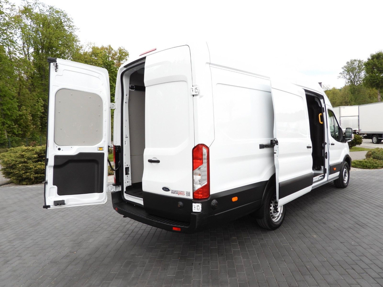 Ford TRANSIT KASTENWAGEN TEMPOMAT KLIMAANLAGE 130PS - Fourgon utilitaire: photos 3 Ford TRANSIT KASTENWAGEN TEMPOMAT KLIMAANLAGE 130PS - Fourgon utilitaire: photos 3