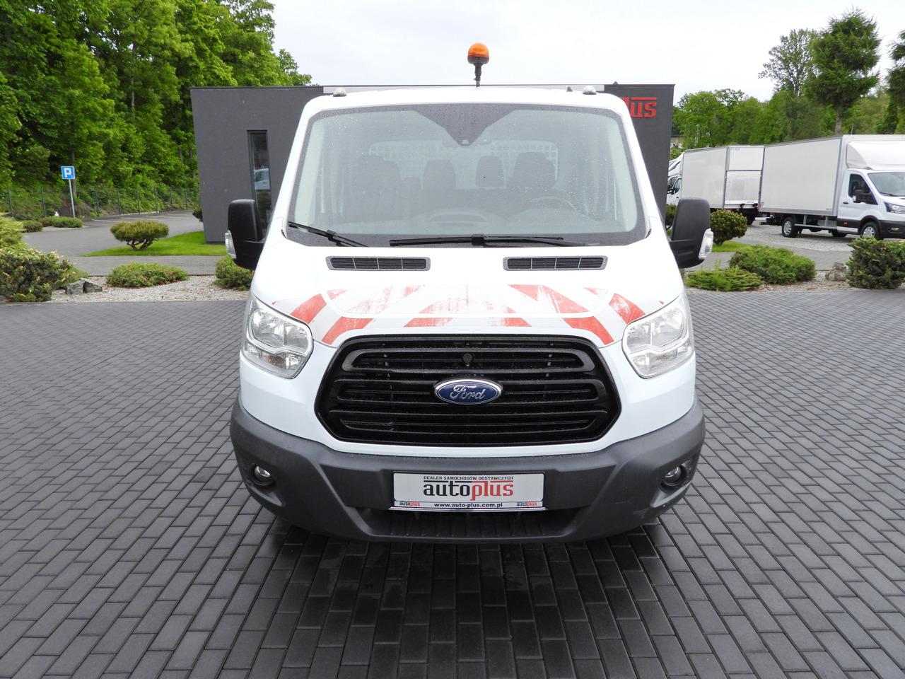 Ford TRANSIT KIPPER DOPPELKABINE DOKA 6 SITZE - Véhicule utilitaire benne, Utilitaire double cabine: photos 5 Ford TRANSIT KIPPER DOPPELKABINE DOKA 6 SITZE - Véhicule utilitaire benne, Utilitaire double cabine: photos 5