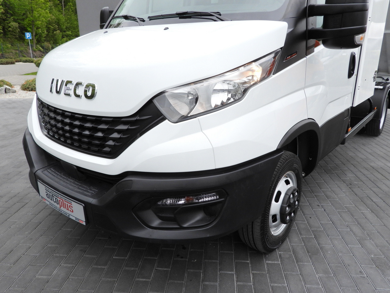 Véhicule utilitaire benne IVECO DAILY 35C14 TIPPER CRUISE CONTROL TWIN WHEELS 140HP: photos 19 Véhicule utilitaire benne IVECO DAILY 35C14 TIPPER CRUISE CONTROL TWIN WHEELS 140HP: photos 19