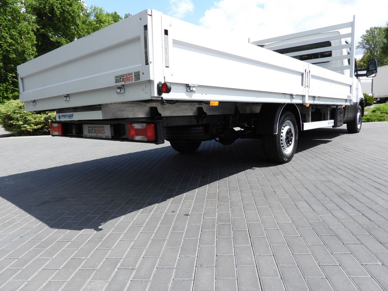 Fourgon plateau IVECO DAILY 35S16 STAKE BODY 10 PALLETS CRUISE CONTROL AIR CONDITIONING  160HP: photos 23