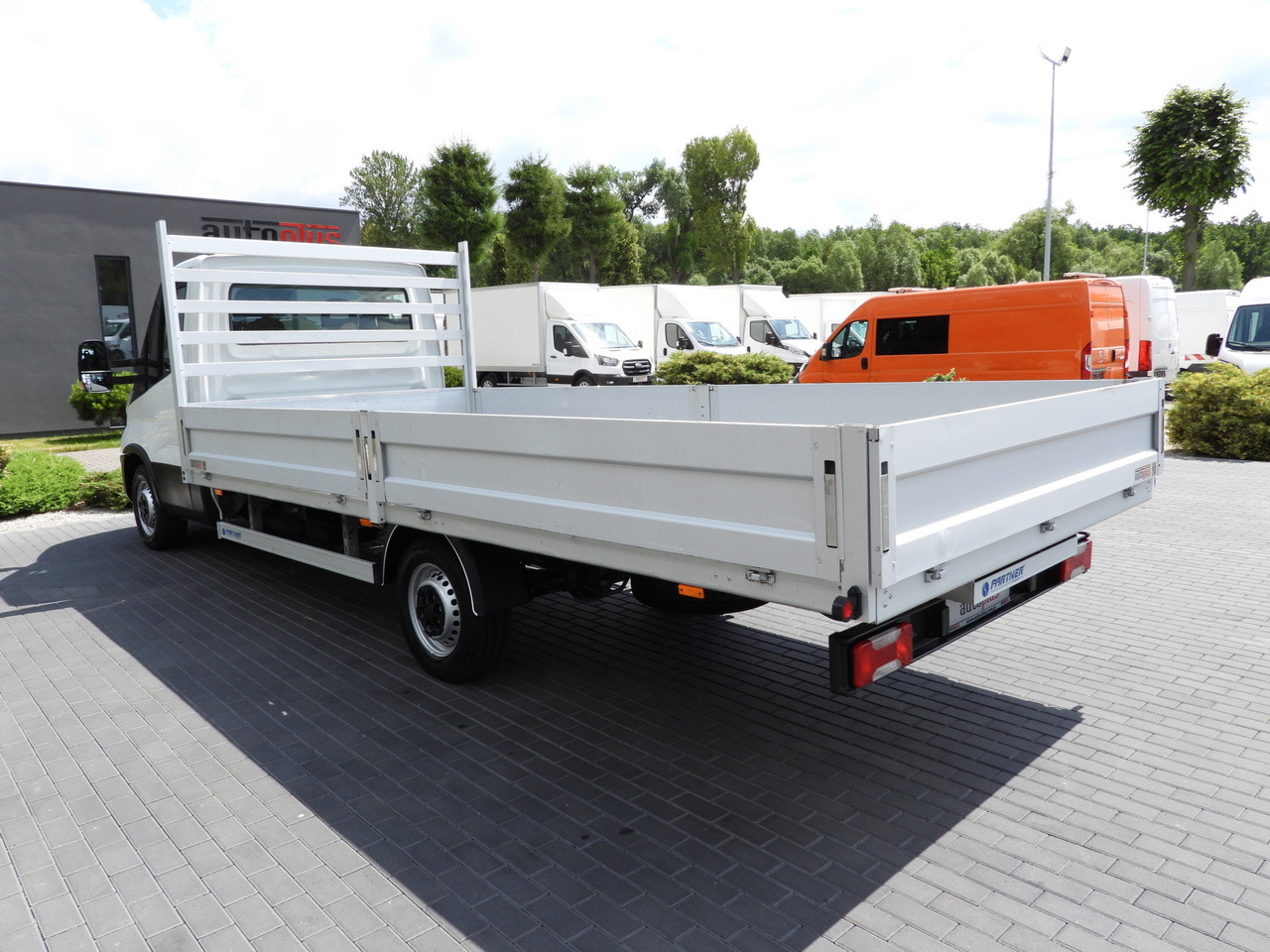 Fourgon plateau IVECO DAILY 35S16 STAKE BODY 10 PALLETS CRUISE CONTROL AIR CONDITIONING  160HP: photos 9