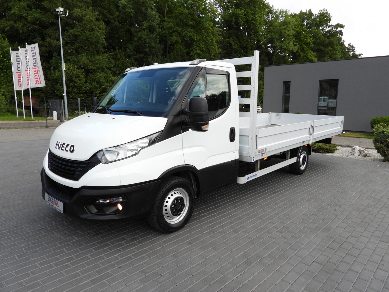 Fourgon plateau IVECO DAILY 35S16 STAKE BODY 10 PALLETS CRUISE CONTROL AIR CONDITIONING  160HP: photos 6