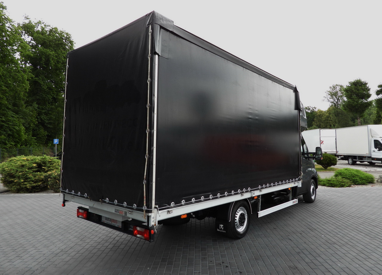 IVECO DAILY 35S18 TARPAULIN 10 PALLETS WEBASTO CRUISE CONTROL PNEUMATICS AUTOMATIC TRANSMISSION HI-MATIC AIR CONDITIONING 180HP - Véhicule utilitaire plateau baché: photos 3 IVECO DAILY 35S18 TARPAULIN 10 PALLETS WEBASTO CRUISE CONTROL PNEUMATICS AUTOMATIC TRANSMISSION HI-MATIC AIR CONDITIONING 180HP - Véhicule utilitaire plateau baché: photos 3