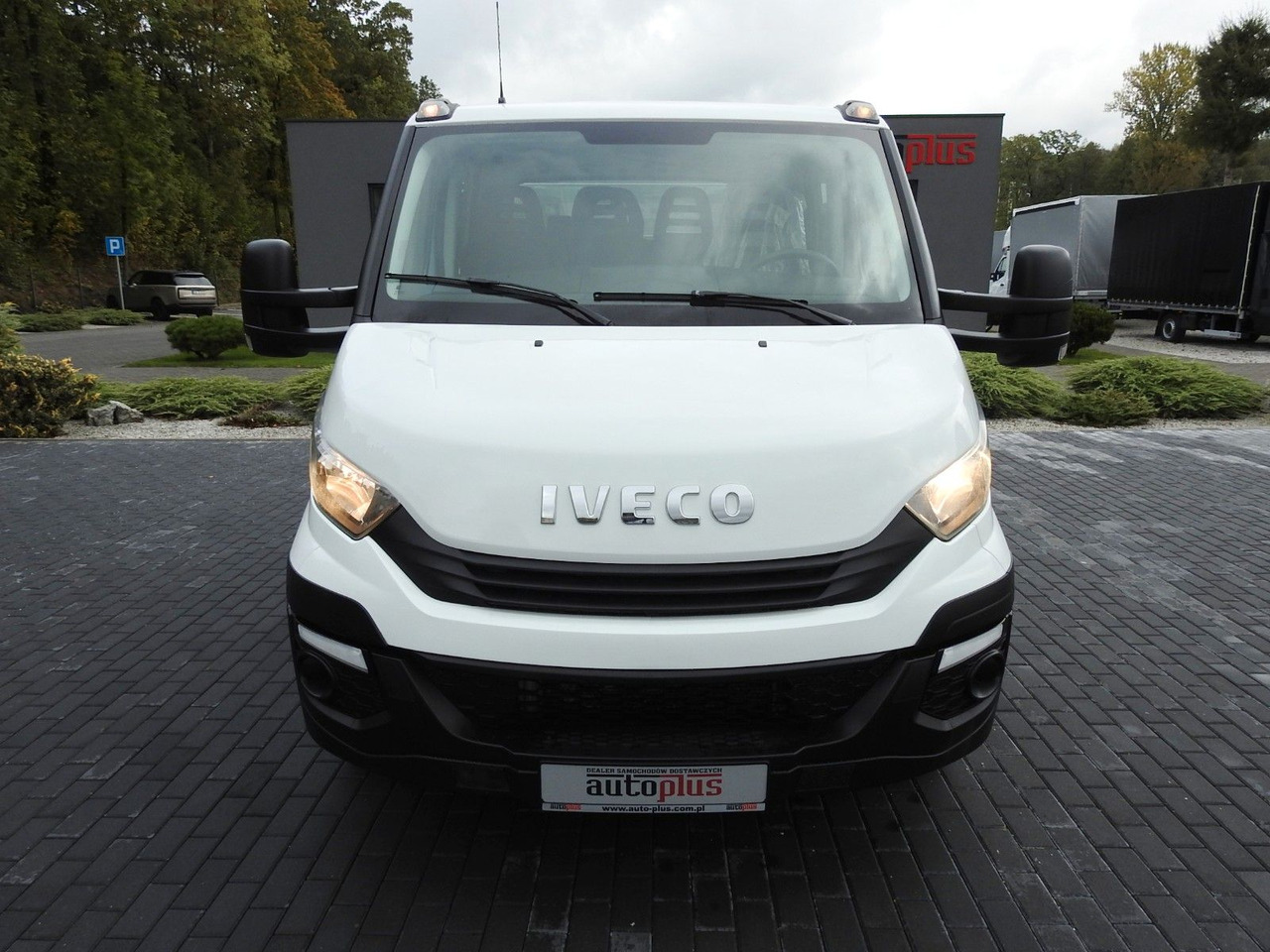 Iveco DAILY 35S15 PRITSCHE DOPPELKABINE DOKA 7 SITZE - Fourgon plateau, Utilitaire double cabine: photos 5 Iveco DAILY 35S15 PRITSCHE DOPPELKABINE DOKA 7 SITZE - Fourgon plateau, Utilitaire double cabine: photos 5