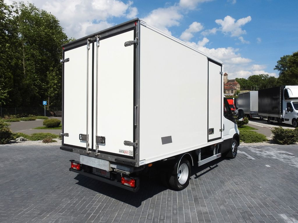 Iveco DAILY 50C15 KÜHLKOFFER -5*C ZWILLINGSRÄDER A/C - Véhicule utilitaire frigorifique: photos 3 Iveco DAILY 50C15 KÜHLKOFFER -5*C ZWILLINGSRÄDER A/C - Véhicule utilitaire frigorifique: photos 3