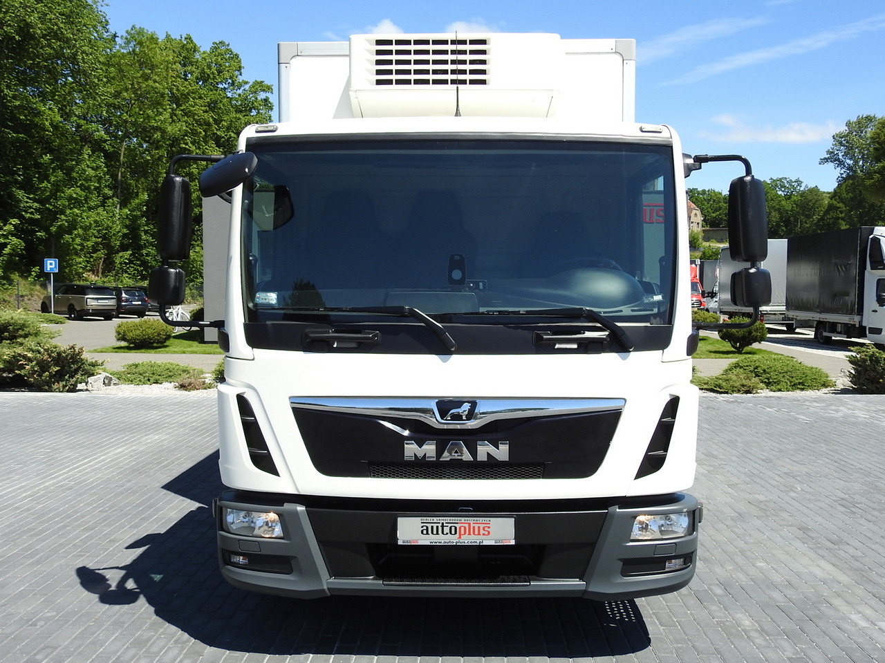 MAN TGL 10.180 REGRIGERATOR BOX -20*C 11 PALLETS POWER SUPPLY 230V AIR CONDITIONING PNEUMATICS TWIN WHEELS 180HP - Camion frigorifique: photos 5 MAN TGL 10.180 REGRIGERATOR BOX -20*C 11 PALLETS POWER SUPPLY 230V AIR CONDITIONING PNEUMATICS TWIN WHEELS 180HP - Camion frigorifique: photos 5