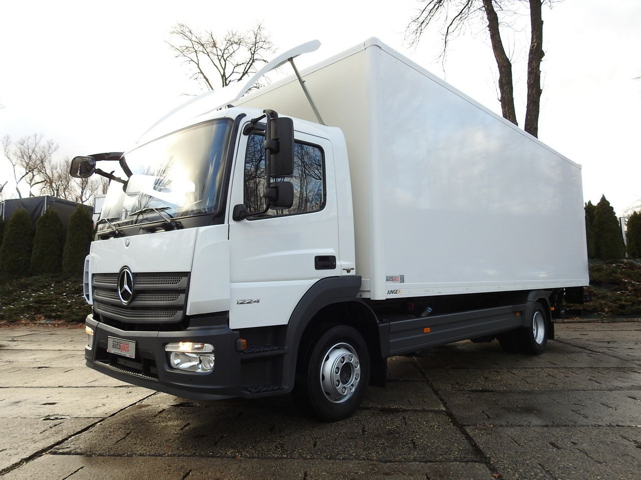 Fourgon MERCEDES ATEGO 12.24 BOX LIFT 18 PALLETS CRUISE CONTROL AUTOMATIC TRANSMISSION  TWIN WHEELS AIR CONDITIONING  240HP: photos 23