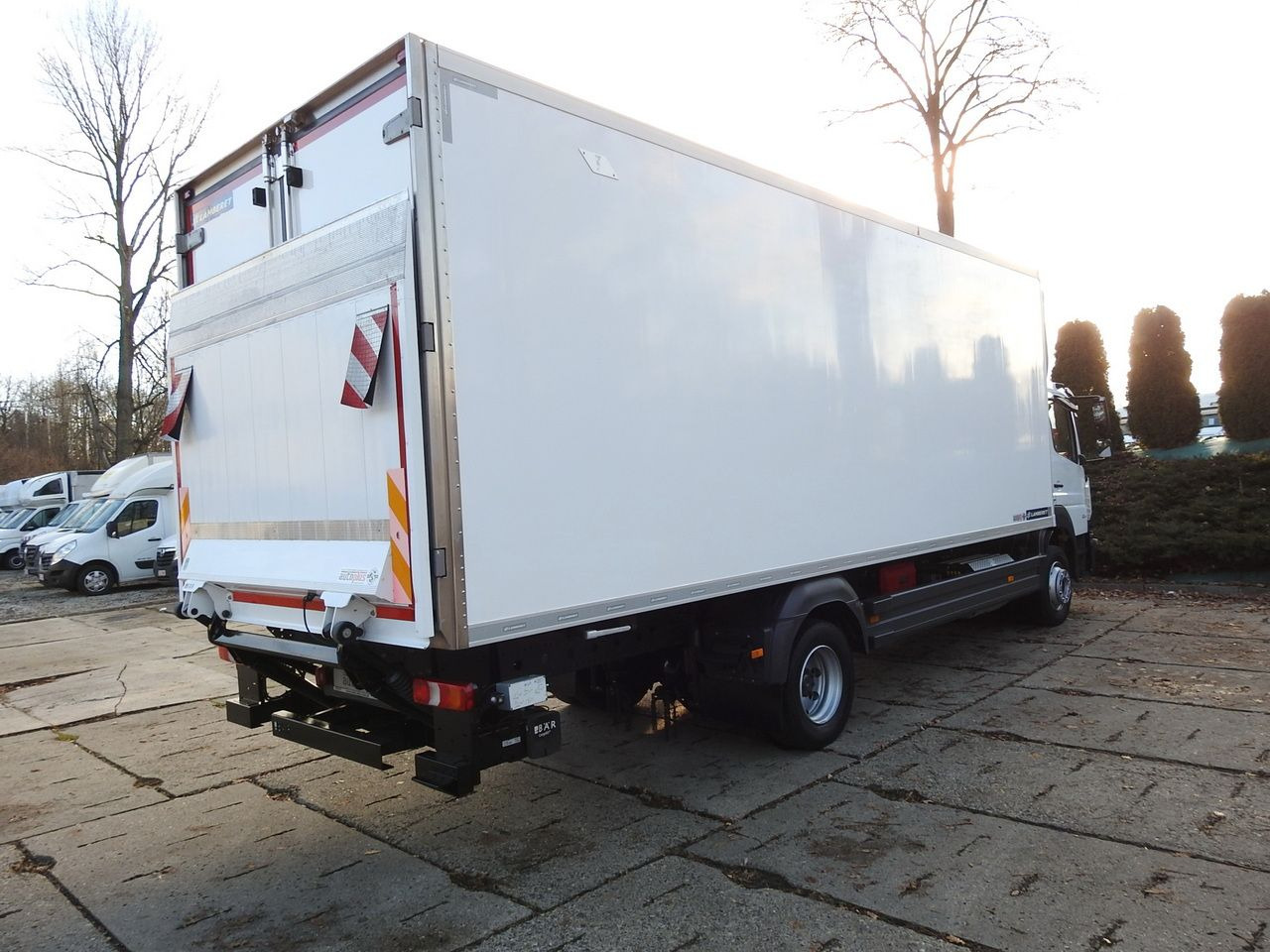 Camion frigorifique MERCEDES ATEGO 12.24 REGRIGERATOR BOX -10*C LIFT 16 PALLETS HEATING FUNCTION WEBASTO CRUISE CONTROL PNEUMATICS AIR CONDITIONING  240HP: photos 18