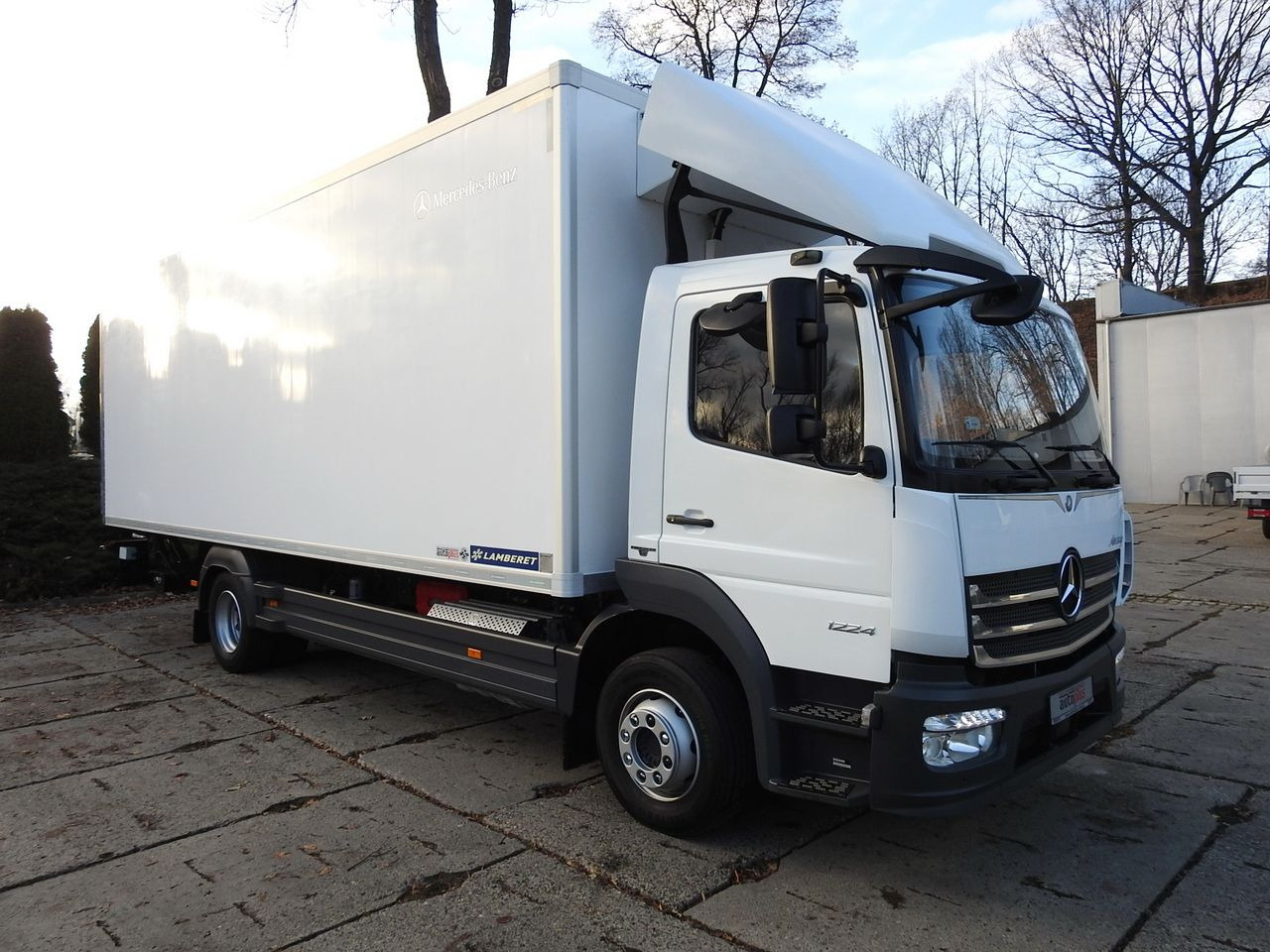 MERCEDES ATEGO 12.24 REGRIGERATOR BOX -10*C LIFT 16 PALLETS HEATING FUNCTION WEBASTO CRUISE CONTROL PNEUMATICS AIR CONDITIONING 240HP - Camion frigorifique: photos 4 MERCEDES ATEGO 12.24 REGRIGERATOR BOX -10*C LIFT 16 PALLETS HEATING FUNCTION WEBASTO CRUISE CONTROL PNEUMATICS AIR CONDITIONING 240HP - Camion frigorifique: photos 4