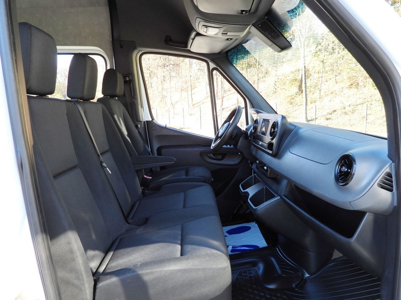 MERCEDES SPRINTER 316 BOX DELIVERY VAN 7 SEATS CRUISE CONTROL AUTOMATIC TRANSMISSION AIR CONDITIONING 160HP - Fourgon utilitaire: photos 2 MERCEDES SPRINTER 316 BOX DELIVERY VAN 7 SEATS CRUISE CONTROL AUTOMATIC TRANSMISSION AIR CONDITIONING 160HP - Fourgon utilitaire: photos 2