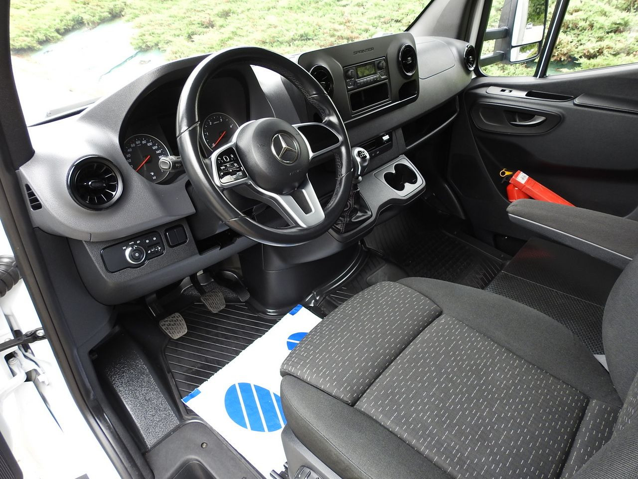 MERCEDES SPRINTER 316 TARPAULIN 10 PALLETS WEBASTO CRUISE CONTROL AIR CONDITIONING 165HP - Véhicule utilitaire plateau baché: photos 2 MERCEDES SPRINTER 316 TARPAULIN 10 PALLETS WEBASTO CRUISE CONTROL AIR CONDITIONING 165HP - Véhicule utilitaire plateau baché: photos 2