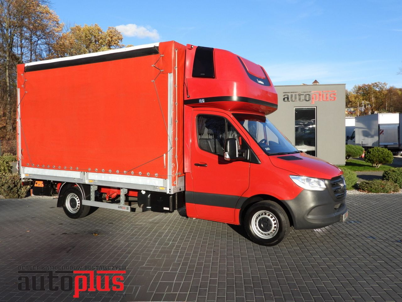 MERCEDES SPRINTER 316 TARPAULIN LIFT 8 PALLETS WEBASTO CRUISE CONTROL AIR CONDITIONING 160HP - Véhicule utilitaire plateau baché: photos 1 MERCEDES SPRINTER 316 TARPAULIN LIFT 8 PALLETS WEBASTO CRUISE CONTROL AIR CONDITIONING 160HP - Véhicule utilitaire plateau baché: photos 1