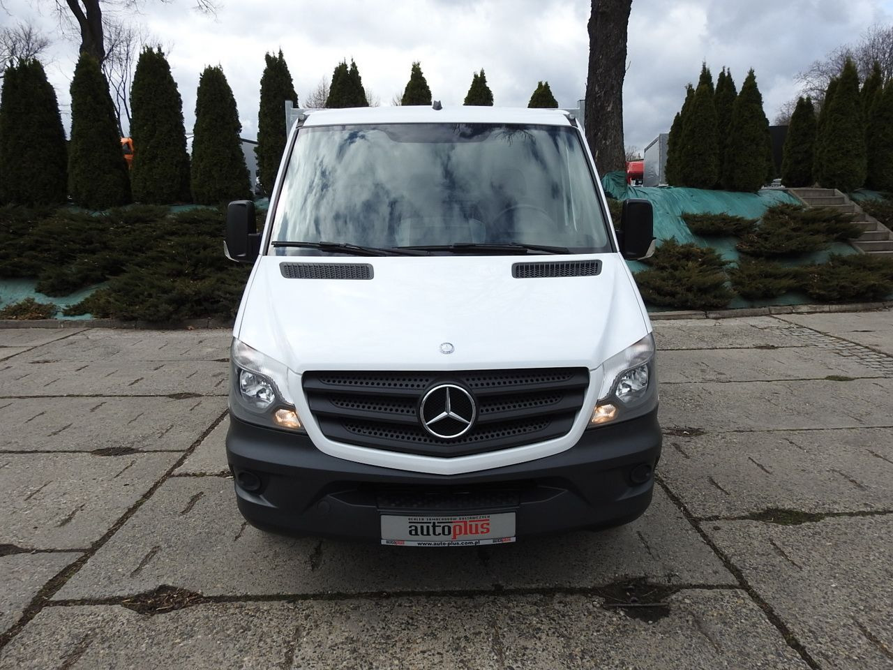 MERCEDES SPRINTER 316 THREE-WAY TIPPER  CRUISE CONTROL AUTOMATIC TRANSMISSION  AIR CONDITIONING  160HP - Véhicule utilitaire benne: photos 5 MERCEDES SPRINTER 316 THREE-WAY TIPPER  CRUISE CONTROL AUTOMATIC TRANSMISSION  AIR CONDITIONING  160HP - Véhicule utilitaire benne: photos 5