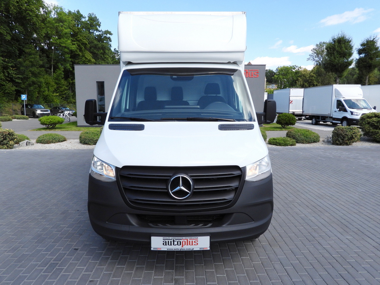 MERCEDES SPRINTER 514 BOX LIFT 8 PALLETS CRUISE CONTROL TWIN WHEELS AIR CONDITIONING 140HP - Fourgon: photos 5 MERCEDES SPRINTER 514 BOX LIFT 8 PALLETS CRUISE CONTROL TWIN WHEELS AIR CONDITIONING 140HP - Fourgon: photos 5