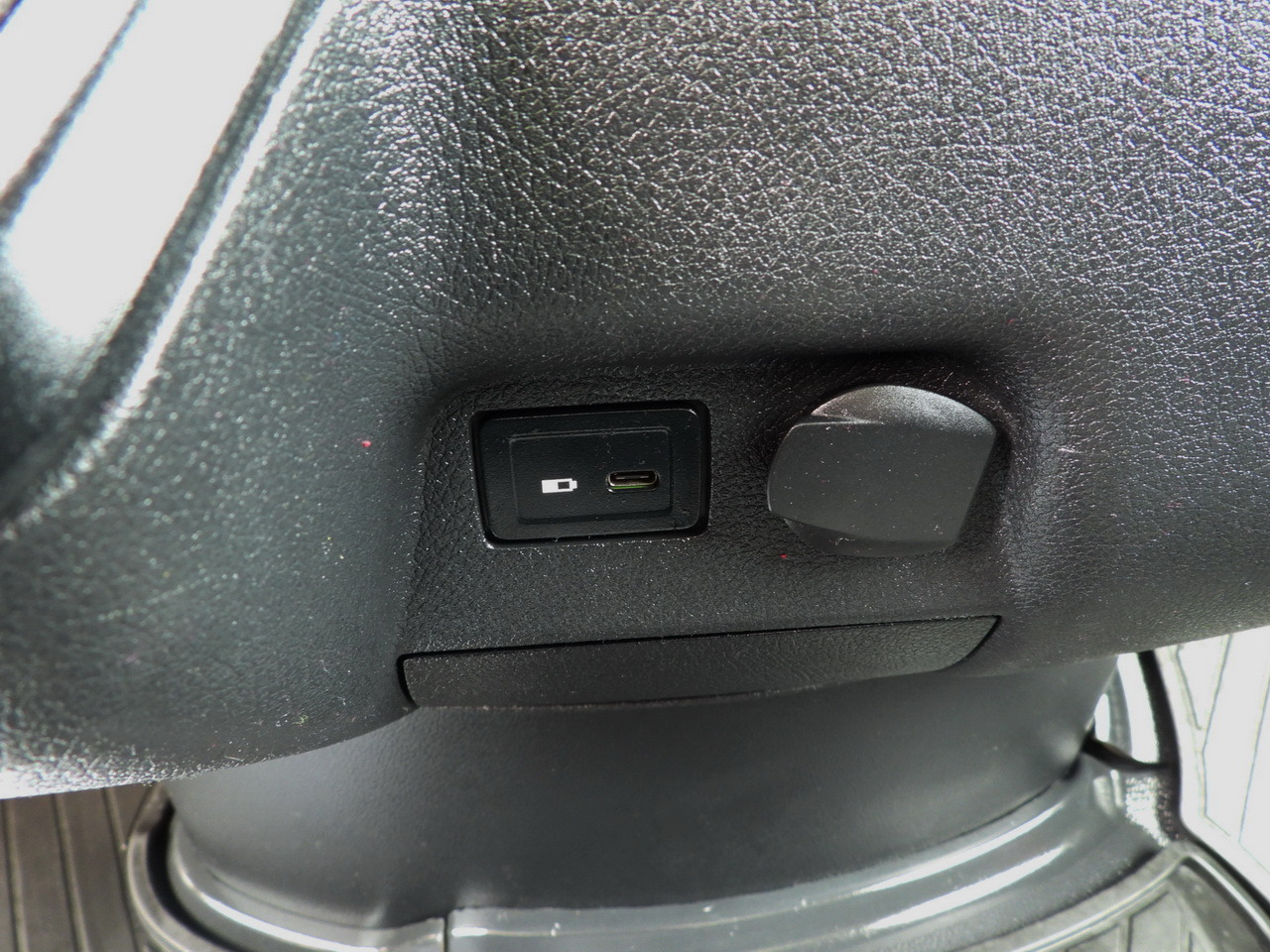 Véhicule utilitaire benne MERCEDES SPRINTER 516 TIPPER CRUISE CONTROL TWIN WHEELS AIR CONDITIONING 160HP: photos 38 Véhicule utilitaire benne MERCEDES SPRINTER 516 TIPPER CRUISE CONTROL TWIN WHEELS AIR CONDITIONING 160HP: photos 38