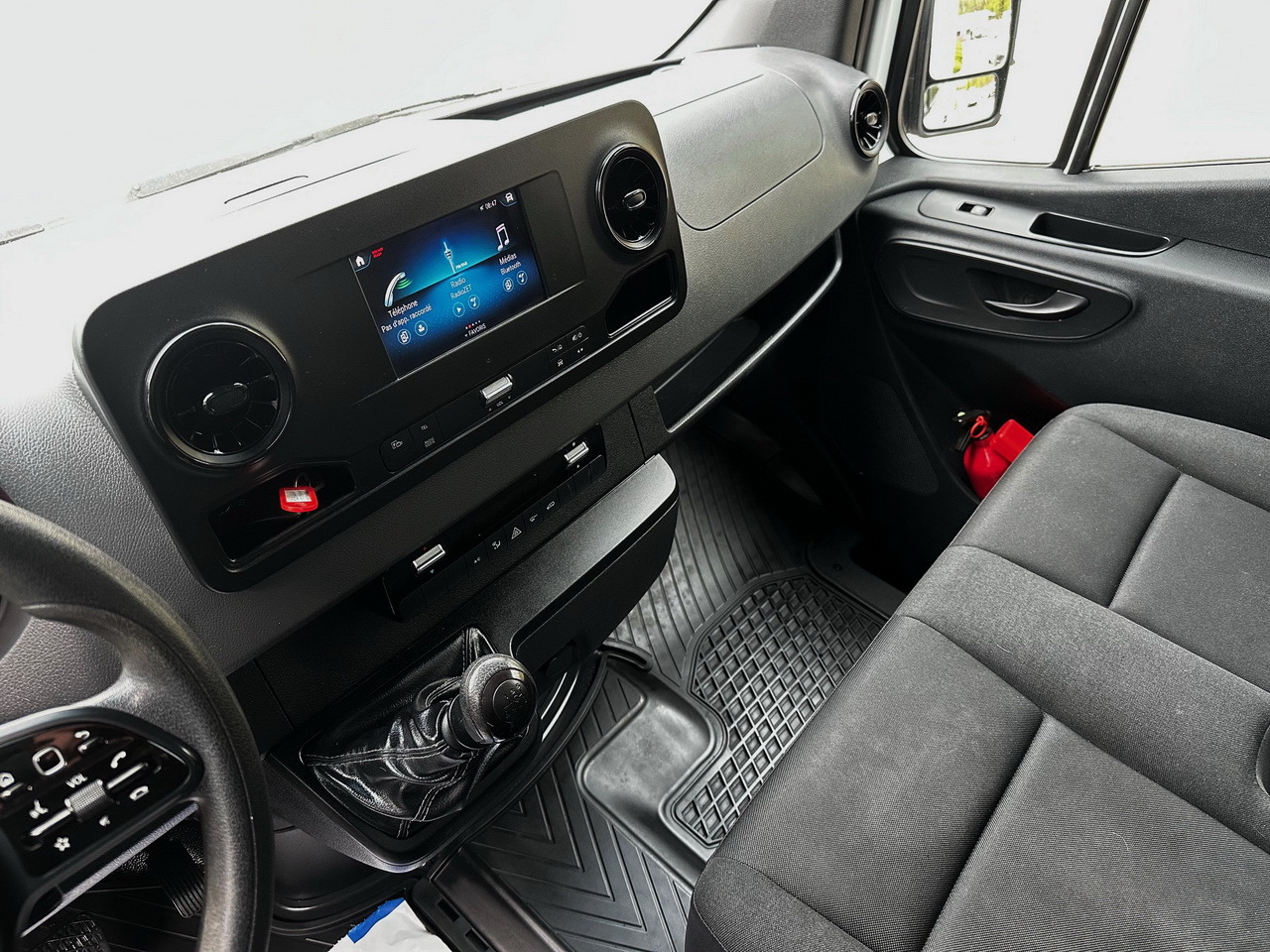 Véhicule utilitaire benne MERCEDES SPRINTER 516 TIPPER CRUISE CONTROL TWIN WHEELS AIR CONDITIONING 160HP: photos 27 Véhicule utilitaire benne MERCEDES SPRINTER 516 TIPPER CRUISE CONTROL TWIN WHEELS AIR CONDITIONING 160HP: photos 27
