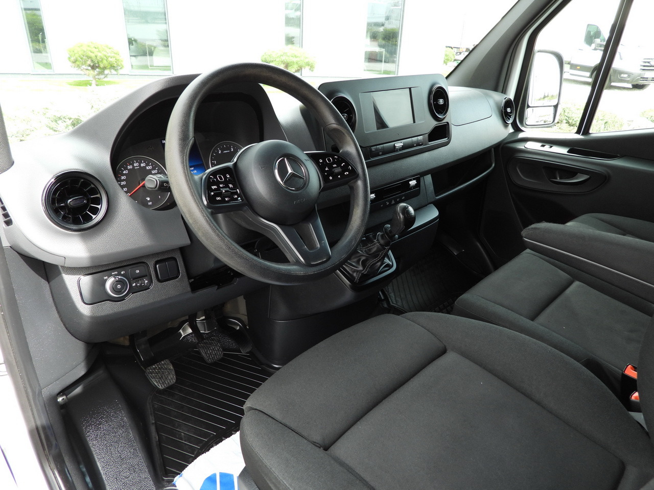 MERCEDES SPRINTER 516 TIPPER CRUISE CONTROL TWIN WHEELS AIR CONDITIONING 160HP - Véhicule utilitaire benne: photos 2 MERCEDES SPRINTER 516 TIPPER CRUISE CONTROL TWIN WHEELS AIR CONDITIONING 160HP - Véhicule utilitaire benne: photos 2