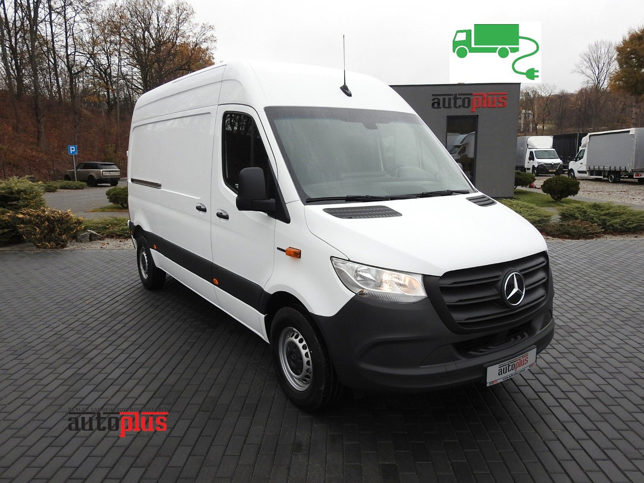 Mercedes-Benz ESPRINTER NEUE ELEKTRISCHEN KASTENWAGEN AUTOMAT - Fourgon utilitaire, Utilitaire électrique: photos 1 Mercedes-Benz ESPRINTER NEUE ELEKTRISCHEN KASTENWAGEN AUTOMAT - Fourgon utilitaire, Utilitaire électrique: photos 1