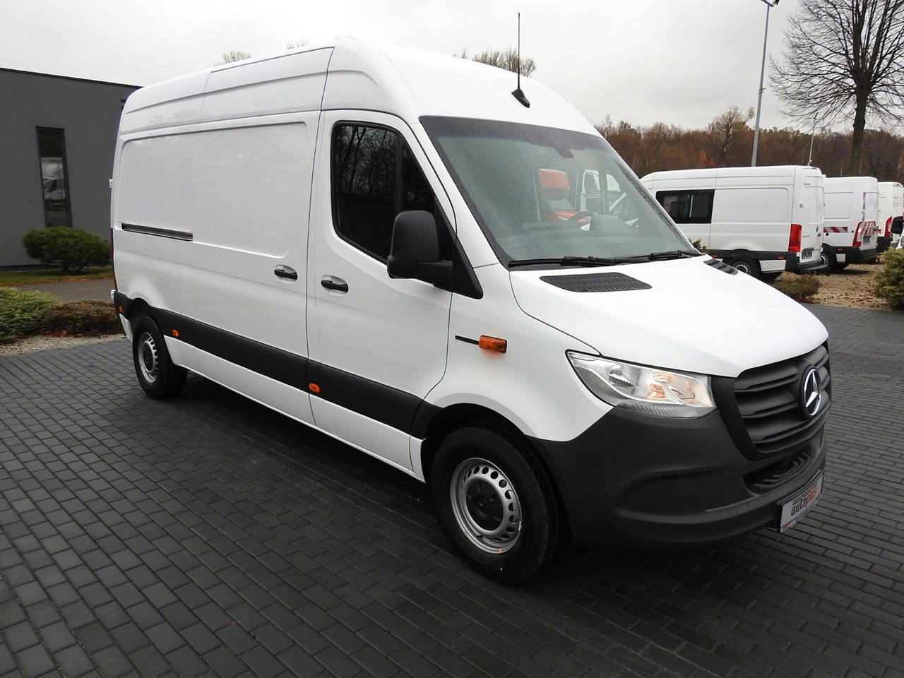 Mercedes-Benz ESPRINTER NEUE ELEKTRISCHEN KASTENWAGEN AUTOMAT - Fourgon utilitaire, Utilitaire électrique: photos 4 Mercedes-Benz ESPRINTER NEUE ELEKTRISCHEN KASTENWAGEN AUTOMAT - Fourgon utilitaire, Utilitaire électrique: photos 4