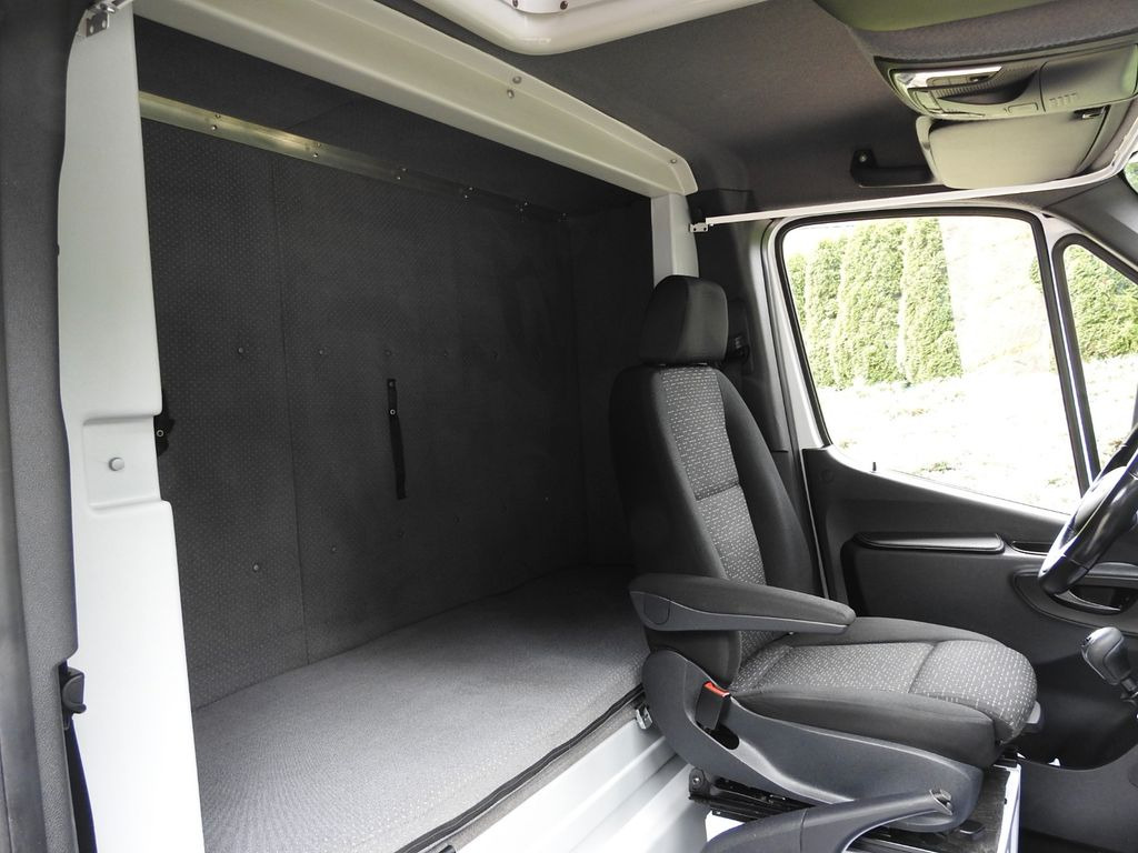 Véhicule utilitaire plateau baché, Utilitaire double cabine Mercedes-Benz SPRINTER 316 PRITSCHE PLANE 10 PALETTEN WEBASTO: photos 26