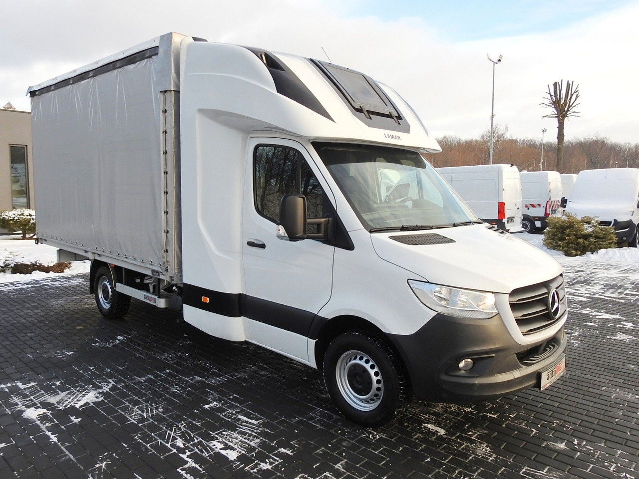 Mercedes-Benz SPRINTER 316 PRITSCHE PLANE 8 PALETTEN WEBASTO - Véhicule utilitaire plateau baché, Utilitaire double cabine: photos 4 Mercedes-Benz SPRINTER 316 PRITSCHE PLANE 8 PALETTEN WEBASTO - Véhicule utilitaire plateau baché, Utilitaire double cabine: photos 4