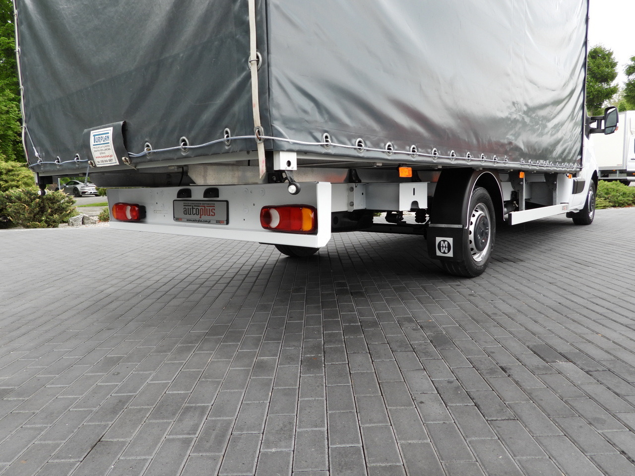 Véhicule utilitaire plateau baché OPEL MOVANO  TARPAULIN 10 PALLETS CRUISE CONTROL NAVIGATION LED LIGHTS PNEUMATICS AIR CONDITIONING  165HP: photos 24