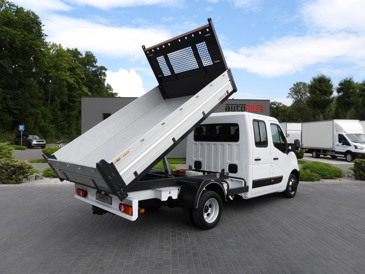 OPEL MOVANO TIPPER DOUBLE CABIN DOKA 7 SEATS LED LIGHTS TWIN WHEELS AIR CONDITIONING 145HP - Camion benne: photos 3 OPEL MOVANO TIPPER DOUBLE CABIN DOKA 7 SEATS LED LIGHTS TWIN WHEELS AIR CONDITIONING 145HP - Camion benne: photos 3