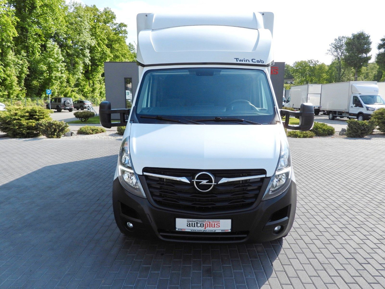 Opel MOVANO PRITSCHE PLANE 10 PALETTEN WEBASTO A/C Opel MOVANO PRITSCHE PLANE 10 PALETTEN WEBASTO A/C - Véhicule utilitaire plateau baché, Utilitaire double cabine: photos 5 Opel MOVANO PRITSCHE PLANE 10 PALETTEN WEBASTO A/C Opel MOVANO PRITSCHE PLANE 10 PALETTEN WEBASTO A/C - Véhicule utilitaire plateau baché, Utilitaire double cabine: photos 5