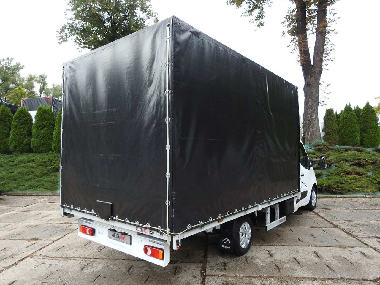 Opel MOVANO PRITSCHE PLANE 10 PALETTEN WEBASTO A/C - Véhicule utilitaire plateau baché, Utilitaire double cabine: photos 3 Opel MOVANO PRITSCHE PLANE 10 PALETTEN WEBASTO A/C - Véhicule utilitaire plateau baché, Utilitaire double cabine: photos 3