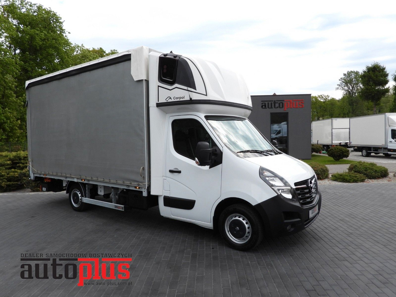 Opel MOVANO PRITSCHE PLANE AUFZUG 9 PALETTEN WEBASTO - Véhicule utilitaire plateau baché: photos 1 Opel MOVANO PRITSCHE PLANE AUFZUG 9 PALETTEN WEBASTO - Véhicule utilitaire plateau baché: photos 1